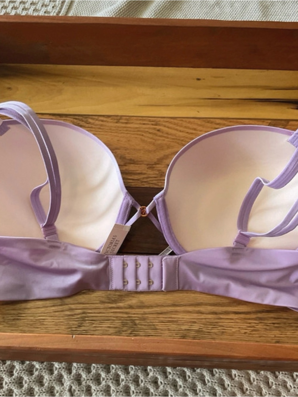 Victoria's Secret Light Purple Molded T-Shirt Bra size 36D NWT - Picture 3 of 9